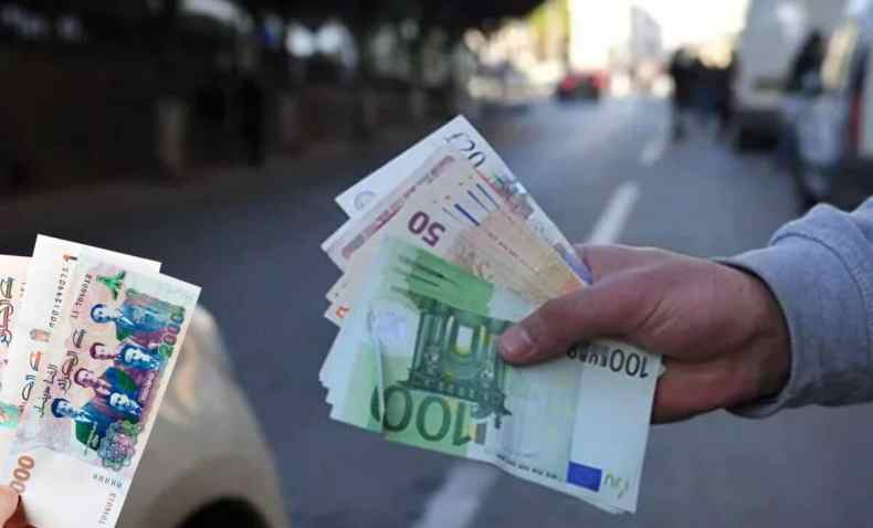 Square Port-Saïd: L’euro s’approche de son record historique