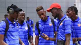 منتخب ليبيريا لفّ الكرة الأرضية لفًّا لِكي يصل إلى الجزائر