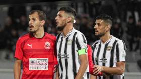 الحمراوة والنّسر الأسود يقتربان من كرسي الصّدارة