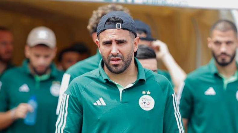 بِالفيديو: شعبية جارفة لِمحرز في غينيا الإستوائية