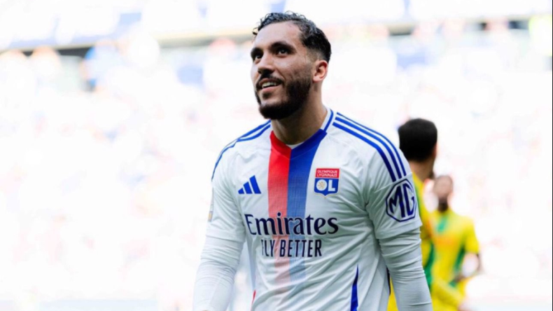 الاتحاد الإيطالي يكثف اتصالاته لخطف ريان شرقي من الجزائر