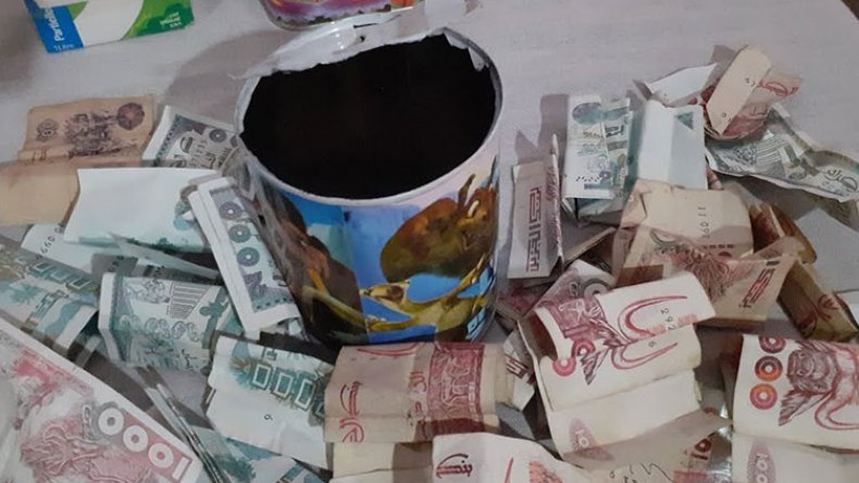 أولياء يستعينون بـ “الشحيحة” لمواجهة فوضى الإنفاق