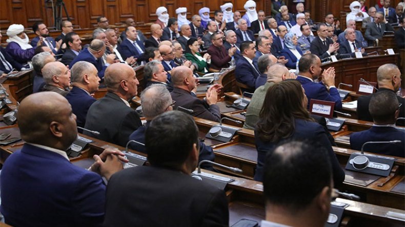 تسليم سجلات التصريح بالترشّح لانتخابات مجلس الأمة