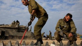 كيف ولماذا يخفي الكيان خسائره؟