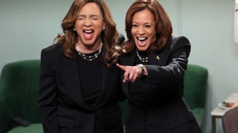 هاريس تواجه نفسها قبل الانتخابات الرئاسية في برنامج كوميدي شهير (فيديو)