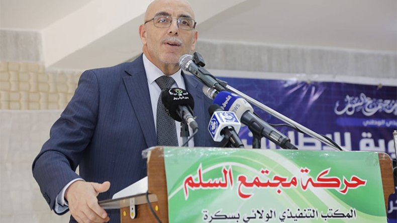 حساني شريف: الدفاع عن مكاسب البلاد منذ الاستقلال