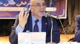 حساني شريف: صنصال وبن داود يتكلمان بلسان فرنسا