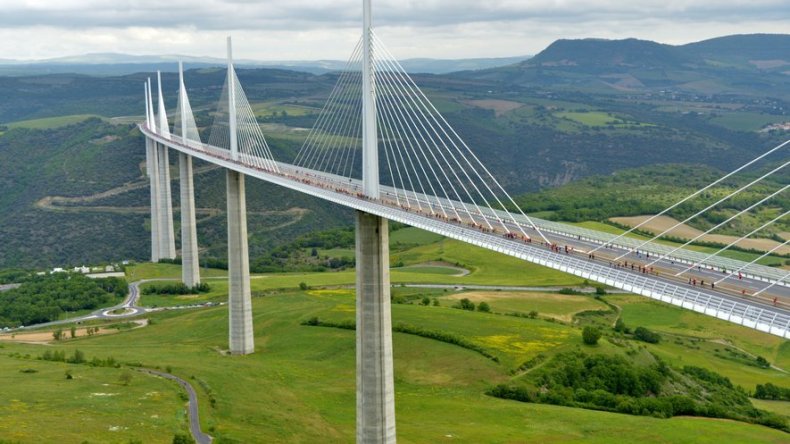 تحضيرات لشراكة جزائرية مصرية في مجال الانشاءات والبناء