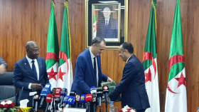 بالصور.. تسليم واستلام المهام بين عبد الرحمان حماد ووليد صادي ومصطفى حيداوي