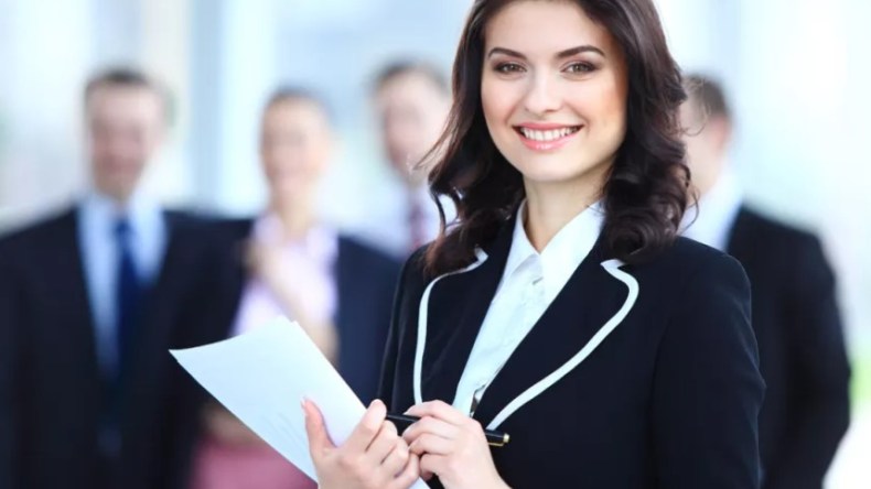 “مهما حصل لا تتزوج بامرأة عاملة”.. مقال نشرته فوربس يذكر الأسباب!