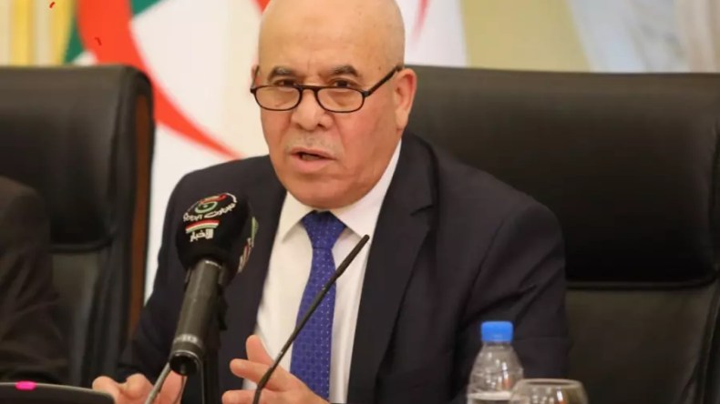 وزير الفلاحة يتسلم مهام وزارة الصيد البحري