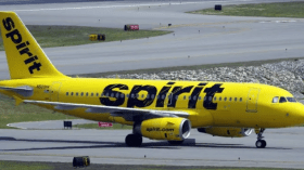 Un avion touché par des tirs d’armes à feu à l’atterrissage