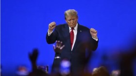 دونالد ترامب.. الرئيس الـ47 للولايات المتحدة الأمريكية (فيديو)