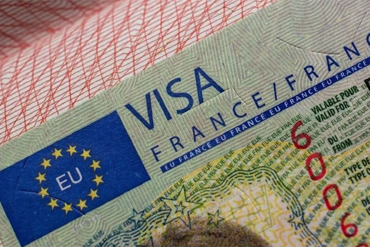 France: Voici les revenus générés par le refus de visas aux Algériens!