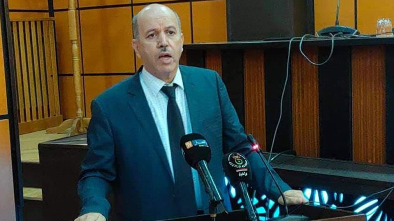 وزير الصحة يدعو الى تحويل المستشفيات لمنصات بحث علمي