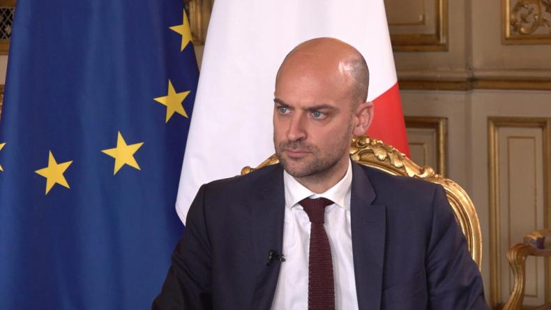 هكذا علّقت فرنسا على مذكرتي اعتقال نتنياهو وغالانت