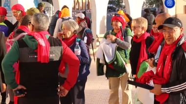 بني عباس: تظاهرة عبور الصحراء مشيا على الأقدام .. فرصة للتعريف بالسياحة في المنطقة والترويج لها