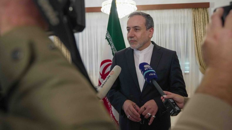 إيران ستمتلك الأسلحة النوية في حالة مواصلة الغرب تهديداته