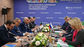 عطاف يتباحث مع لافروف التطورات في الشرق الأوسط والساحل