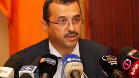 عرقاب يتسلم مهامه وزيرا للطاقة والمناجم والطاقات المتجددة