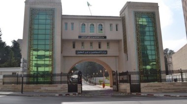 Le ministère des Moudjahidine dément les allégations concernant les “cartes des petits-enfants de Chouhada”