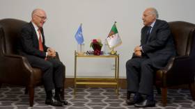 عطاف يتحادث مع الأمين التنفيذي لمنظمة معاهدة الحظر الشامل للتجارب النووية