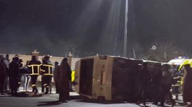 15 جريحًا في حادث اصطدام بين حافلة وسيارة بولاية سطيف