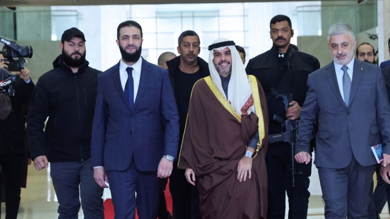 رئيس جهاز الأمن الاستراتيجي البحريني يلتقي أحمد الشرع