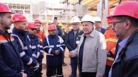 حشيشي يتفقد موقع “ألرار” ويحث الخبراء لمعرفة أسباب الحريق