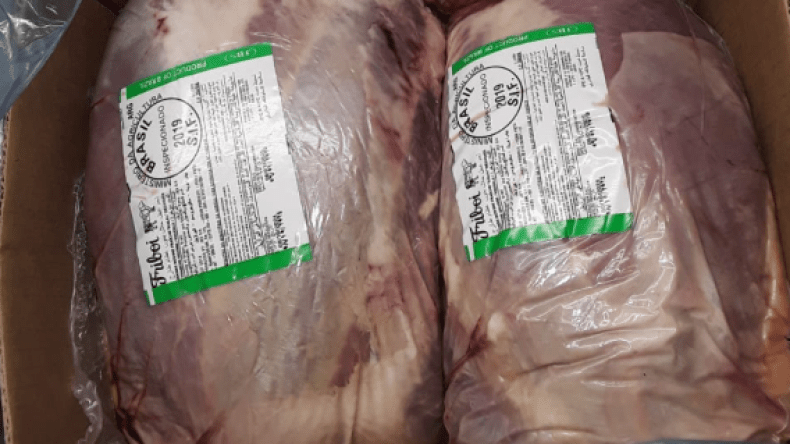 الشركة الجزائرية لضبط المنتجات الفلاحية تستلم شحنات من لحم العجل الطازج