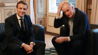 Macron cherche un successeur à Michel Barnier!