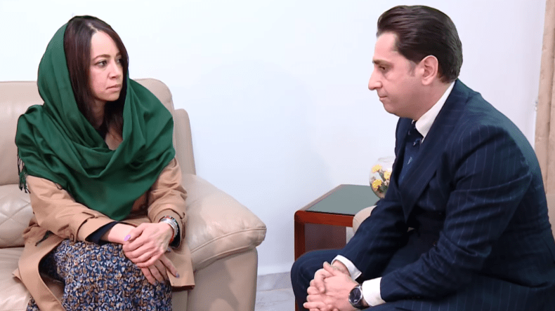 تحطم الطائرة الأذربيجانية.. منصوري توقع على سجل التعازي بمقر السفارة
