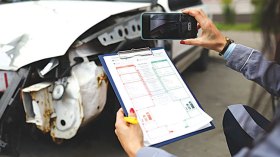 نهب الملايير في التأمين بحوادث مزيفة وخبرات مزورة!