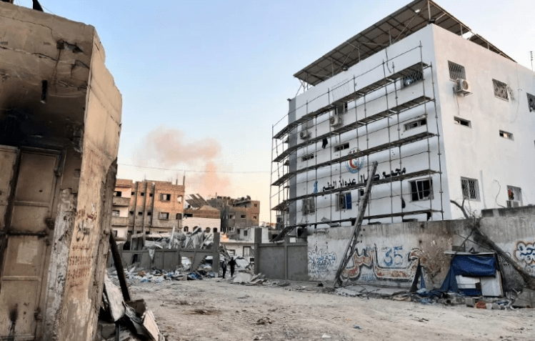 Gaza: l’hôpital Kamal Adwan fermé, son directeur détenu