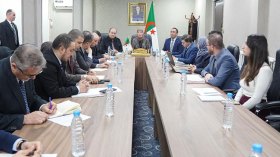 نظام يقظة لضبط سوق الأدوية والأغذية والمواد واسعة الاستهلاك