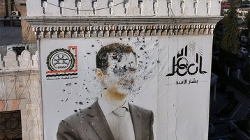 سؤال عبثي: ربيع عربي أم مؤامرة كونية؟