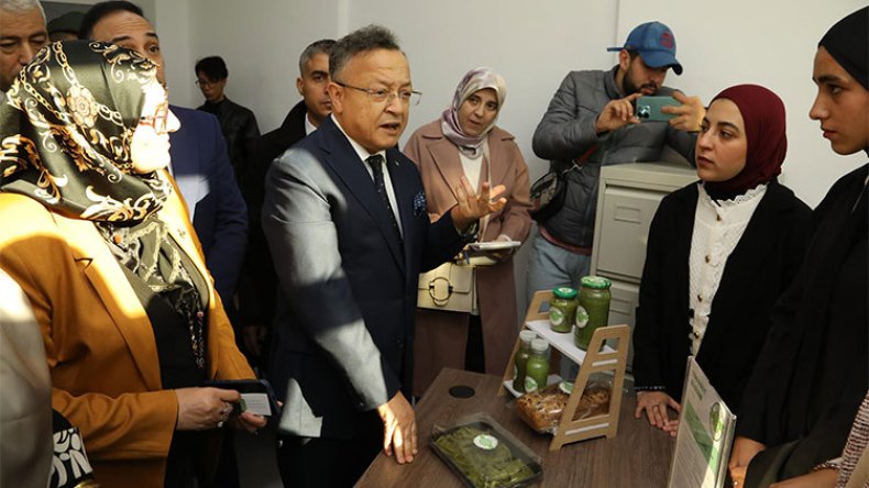 مراكز بحث تقتحم قطاع الصناعة والتجارة