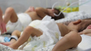 ألا تخجل أمة المليارين من نفسها؟