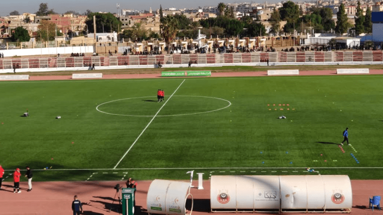 الرابطة ترد على تساؤلات إدارة شبيبة القبائل حول حالة مدرجات ملعب بومزراق بالشلف