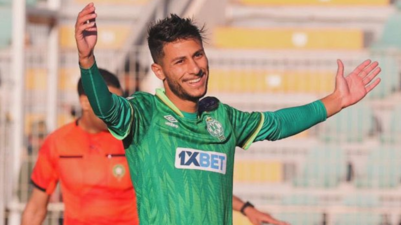 بعد تعثر المفاوضات مع “الزمالك”.. الجزائري بوزوق يقترب من التوقيع لهذا النادي