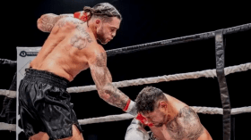 العثور على بطل العالم في الملاكمة ميتًا بمنزله