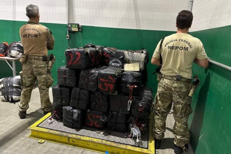 Une tonne de cocaïne à destination du Maroc interceptée au Brésil