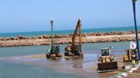 انتهاء عمليات جرف الرمال بـ 12 ميناء في الجزائر بهذا التاريخ