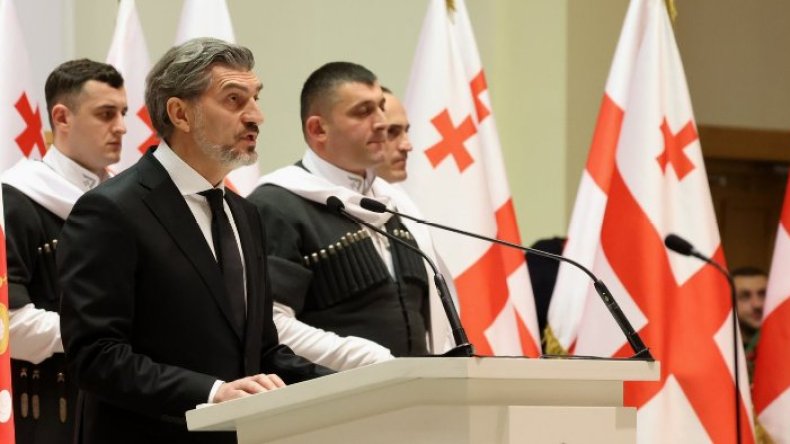 لاعب كرة القدم رئيسا لِجورجيا