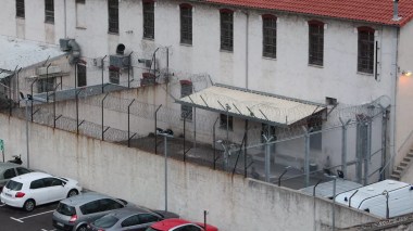 France: Huit prisonniers s’évadent d’un centre de rétention