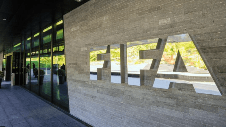 13 مرشحا يتصارعون للتواجد في مجلس “الفيفا”
