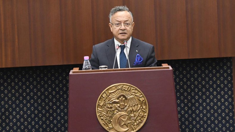 استغلال مناصب مالية لتعزيز التأطير البيداغوجي لطلبة الطب