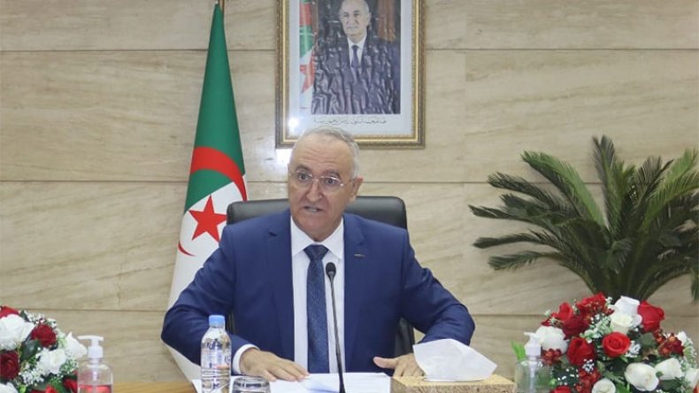  التبذير ممنوع.. وخفض مصاريف الكهرباء والهاتف والمؤتمرات إلزامي!