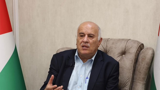 الاتحاد الفلسطيني يطالب تدخل الفيفا لوقف حملة تحريض ضد الرجوب