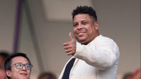 رونالدو يعلن ترشحه لرئاسة الاتحاد البرازيلي